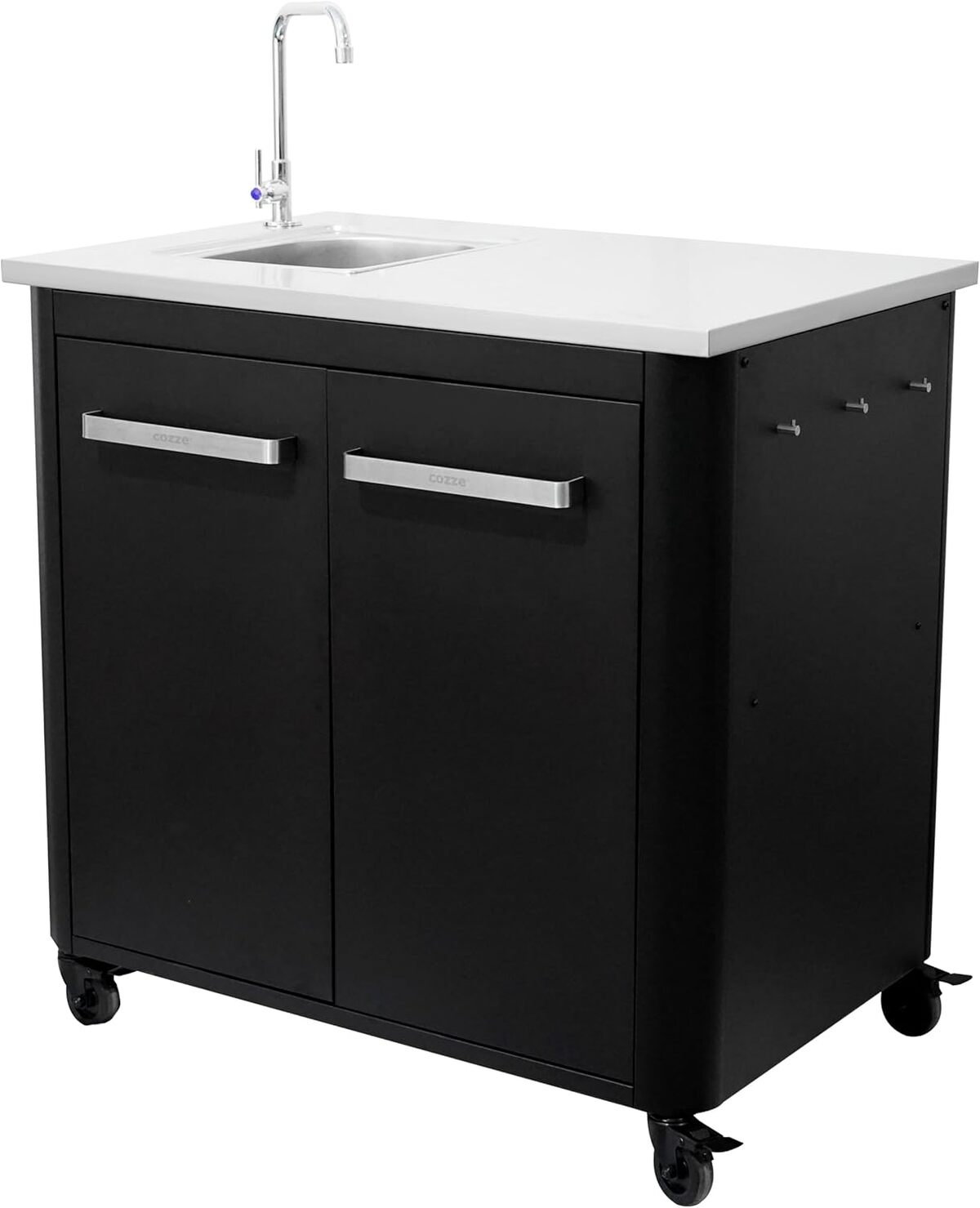 Test de la table extérieure cozze L900 avec évier : l'inox par excellence