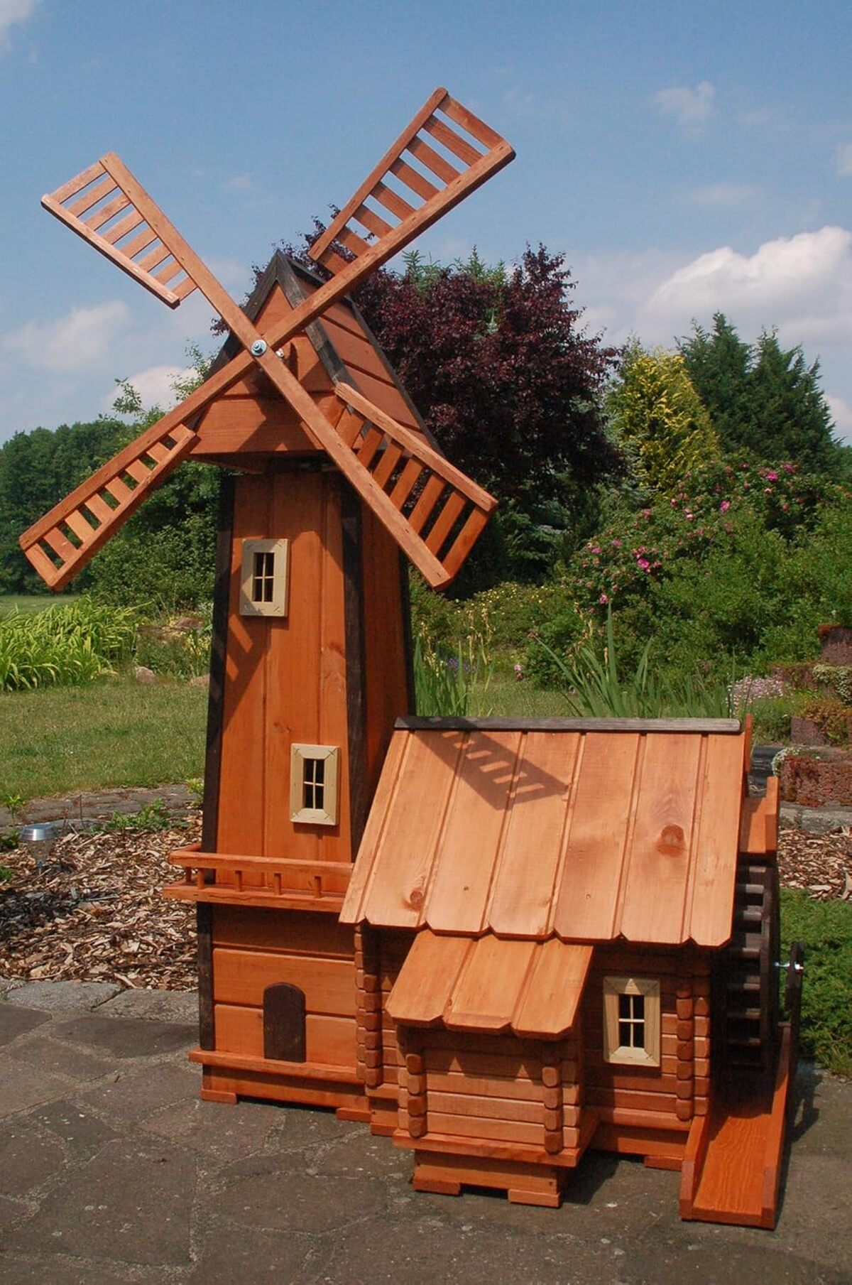 Test : moulin à vent avec moulin à eau intégré et roulement à billes