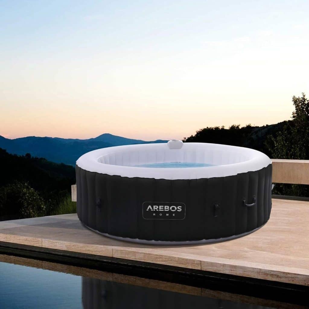 Test : spa gonflable Arebos 6 personnes 130 jets
